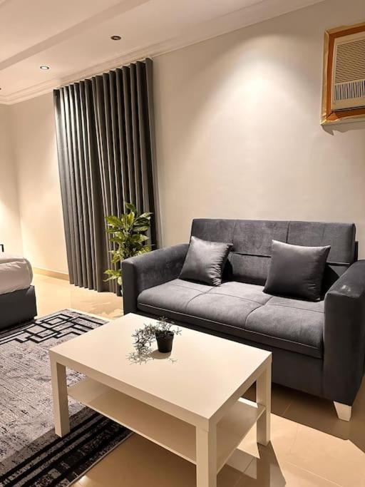 واسع قرب المسجد النبوي 101 دخّول ذاتي Self Check In Apartemen